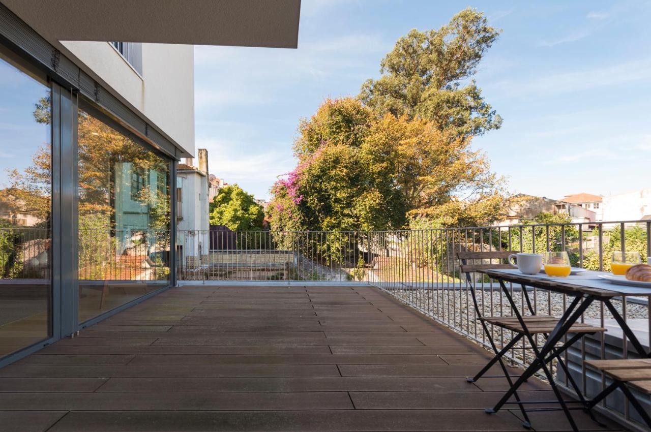 Lovelystay - Primrose 2Br Flat With Free Parking, Ac And Balcony OOporto Esterno foto