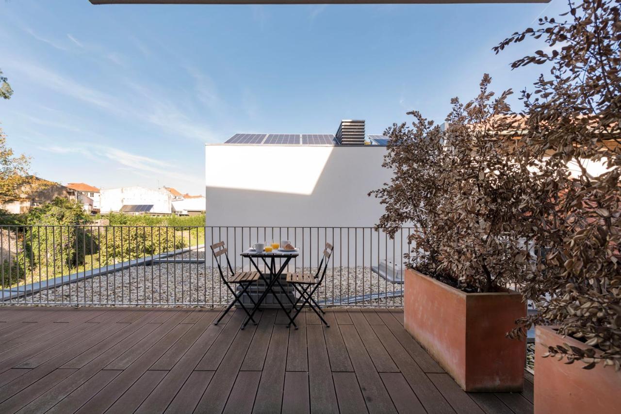 Lovelystay - Primrose 2Br Flat With Free Parking, Ac And Balcony OOporto Esterno foto
