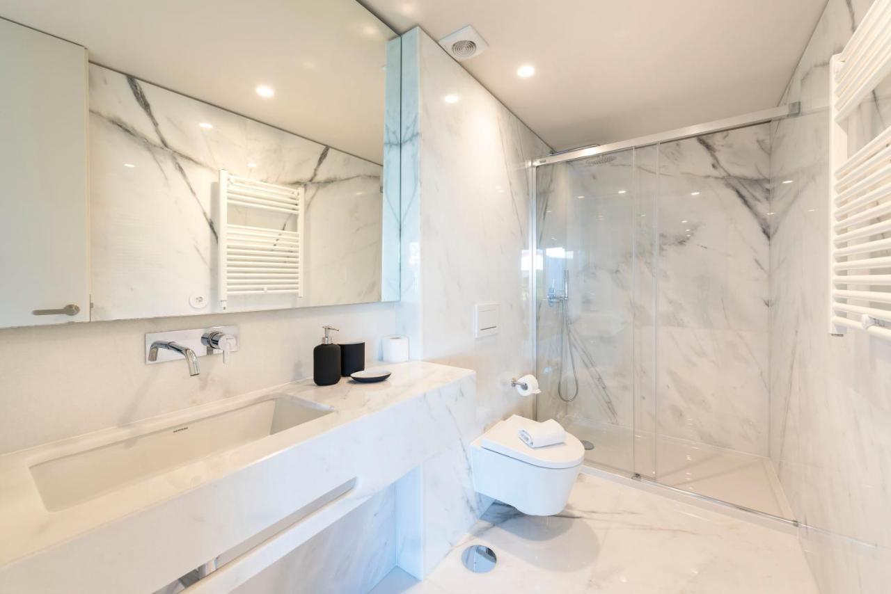 Lovelystay - Primrose 2Br Flat With Free Parking, Ac And Balcony OOporto Esterno foto
