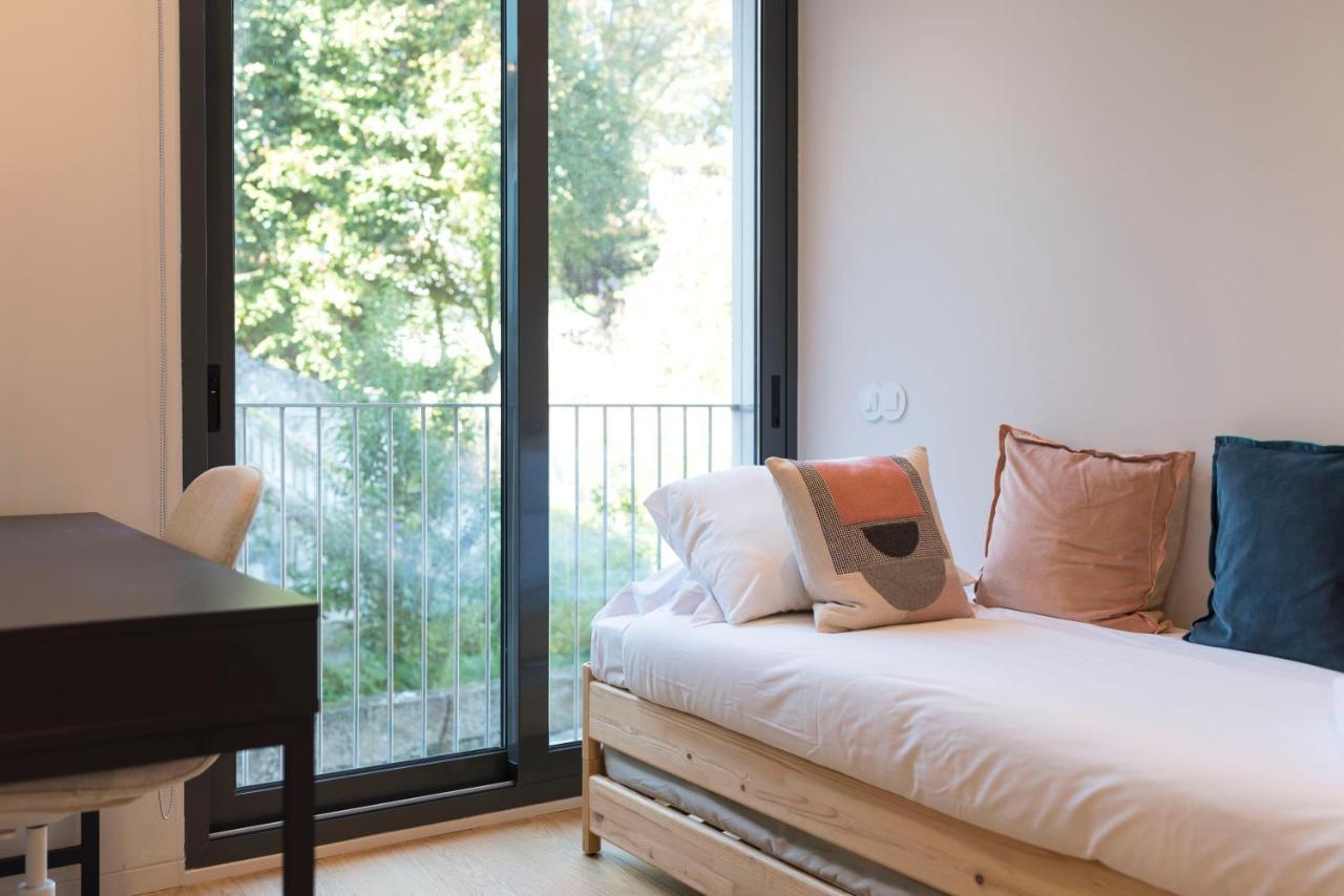 Lovelystay - Primrose 2Br Flat With Free Parking, Ac And Balcony OOporto Esterno foto