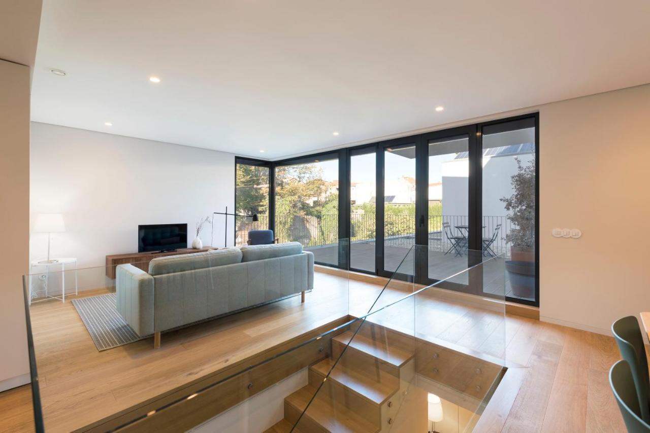 Lovelystay - Primrose 2Br Flat With Free Parking, Ac And Balcony OOporto Esterno foto